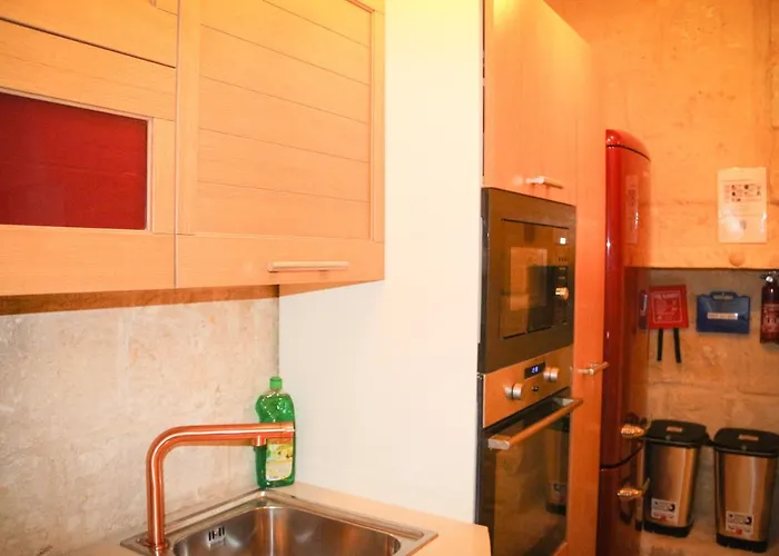 Lejlighed Malta's Naughtiest Cabaret Floriana