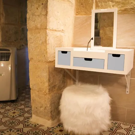 Malta's Naughtiest Cabaret Il-Furjana