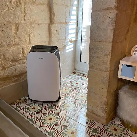 Malta's Naughtiest Cabaret Il-Furjana